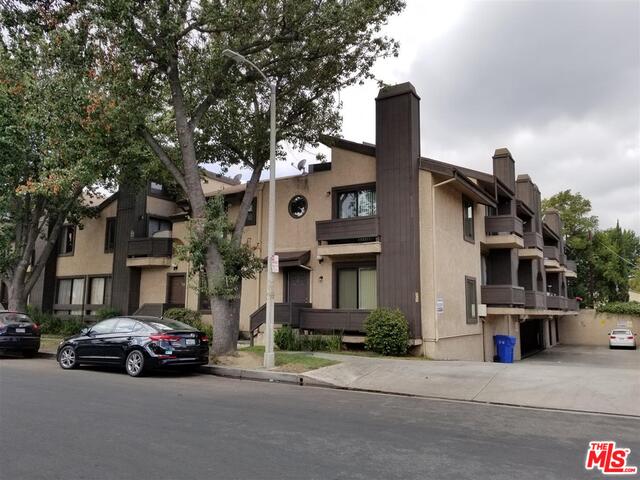 6801 Mammoth Ave #12, Van Nuys, CA 91405